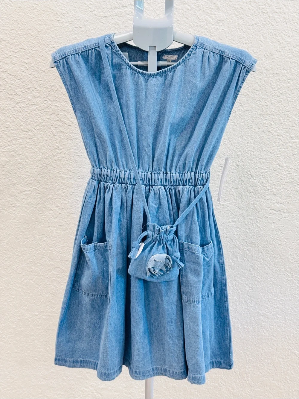 Tahari brand new
